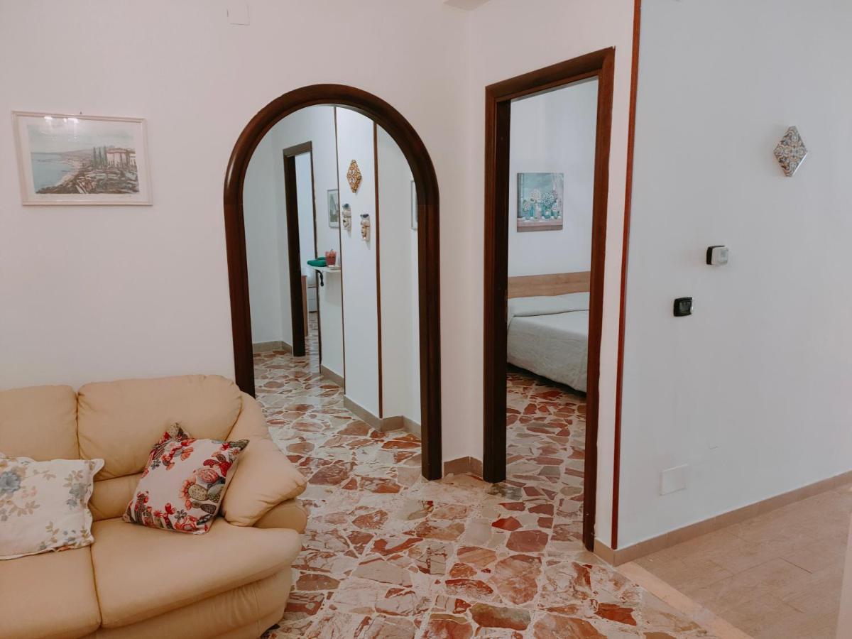 Casa Vacanza La Sicula Палермо Екстериор снимка