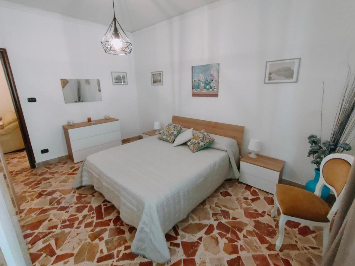 Casa Vacanza La Sicula Палермо Екстериор снимка