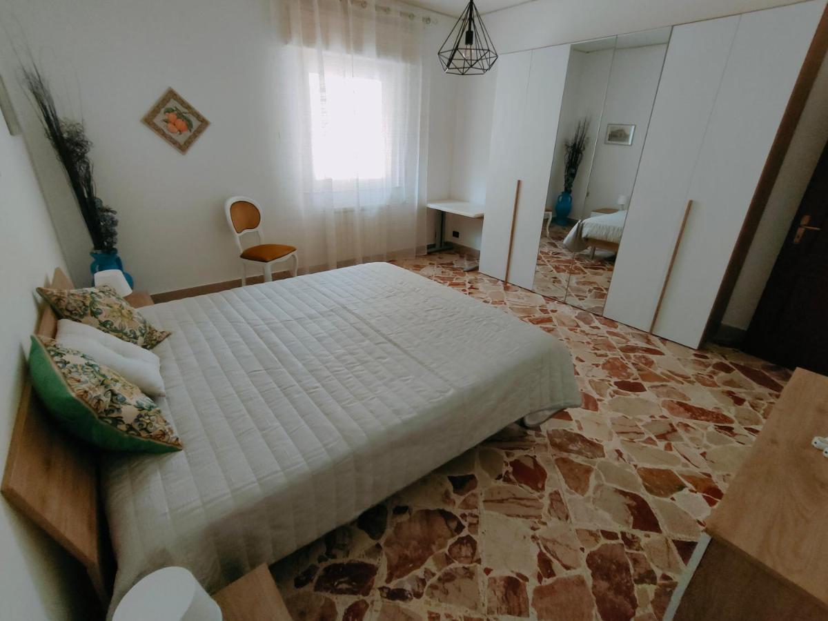 Casa Vacanza La Sicula Палермо Екстериор снимка